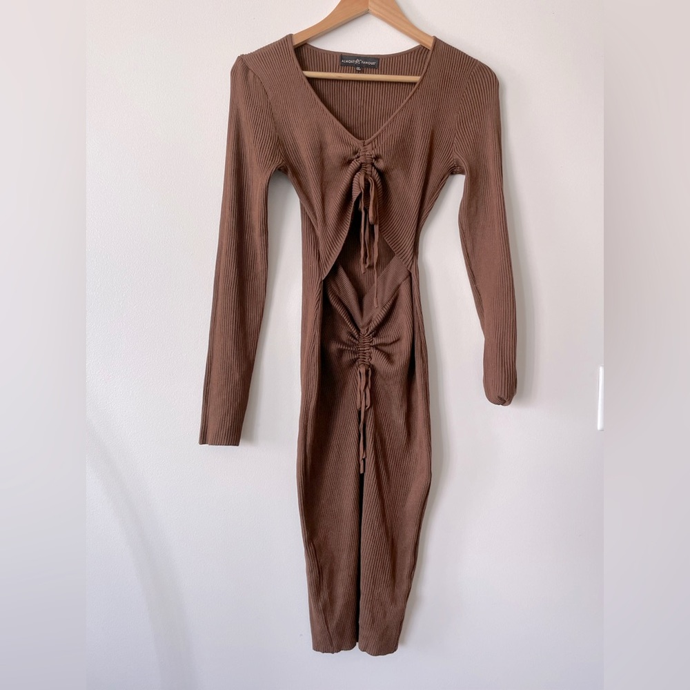 💰5$ OFF- cutout ribbed sweater dress